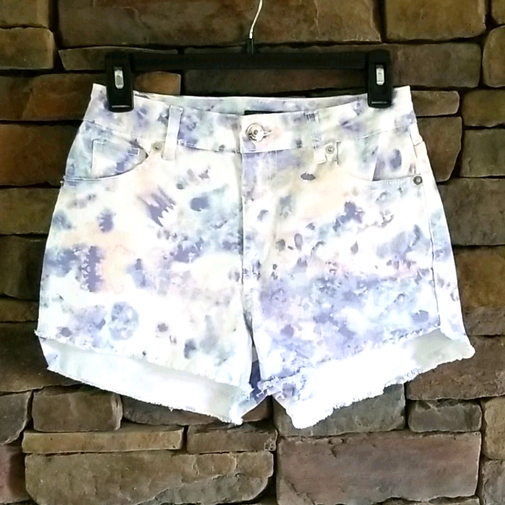 High Waisted Tie Die Denim Jean shorts.  N…
